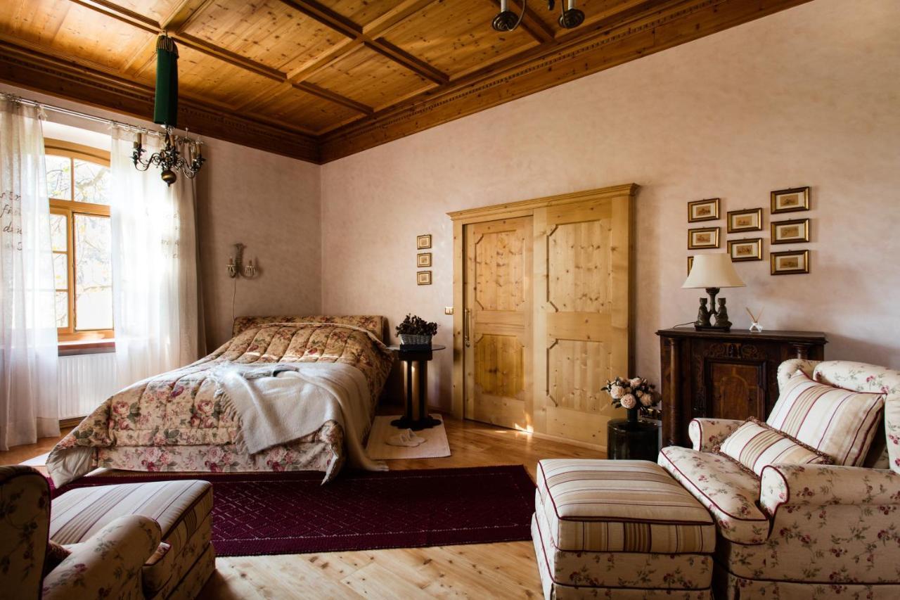 Schlosswirt Forst Lagundo Εξωτερικό φωτογραφία